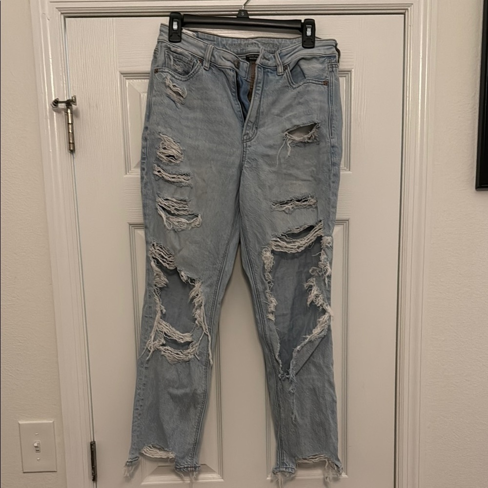 American Eagle Outfitters Blue Boyfriend Jeans Distressed